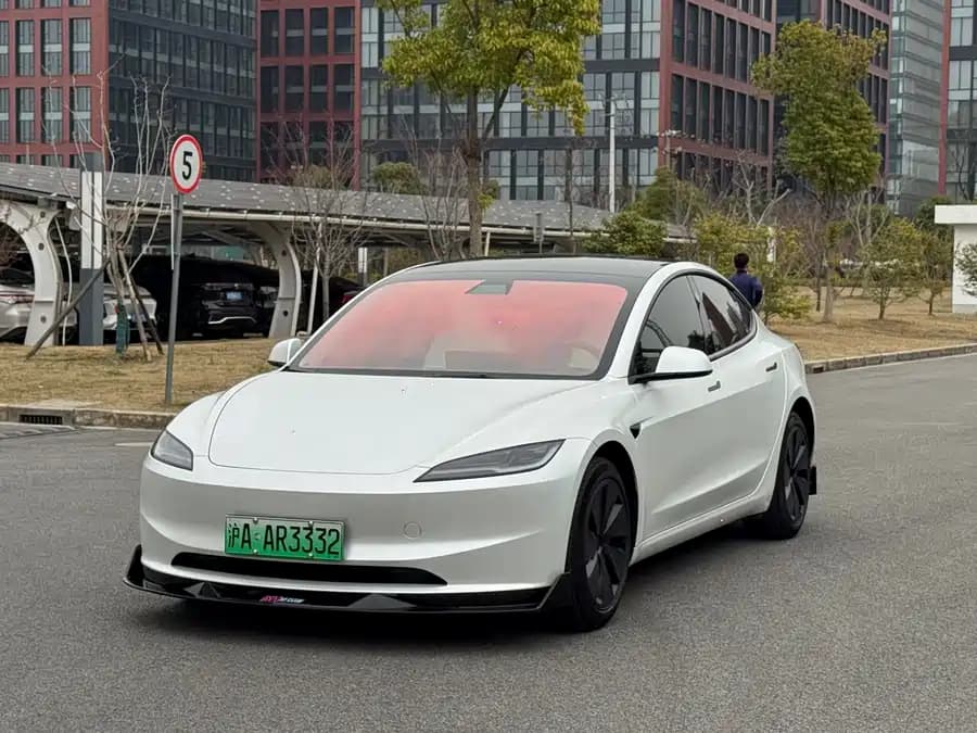 Tesla 3