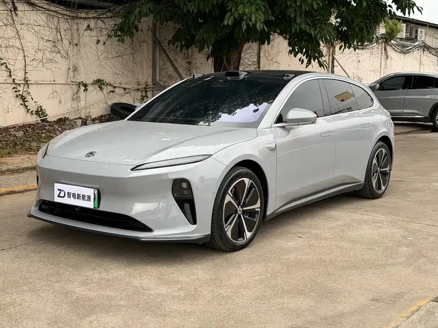 NIO ET5T 2024