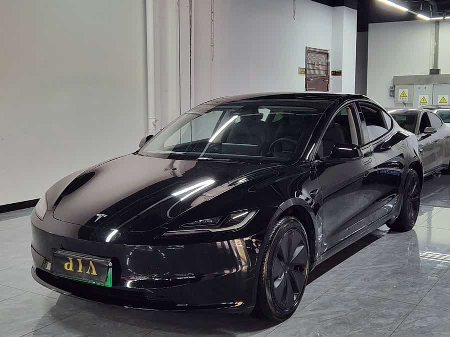 Tesla 3