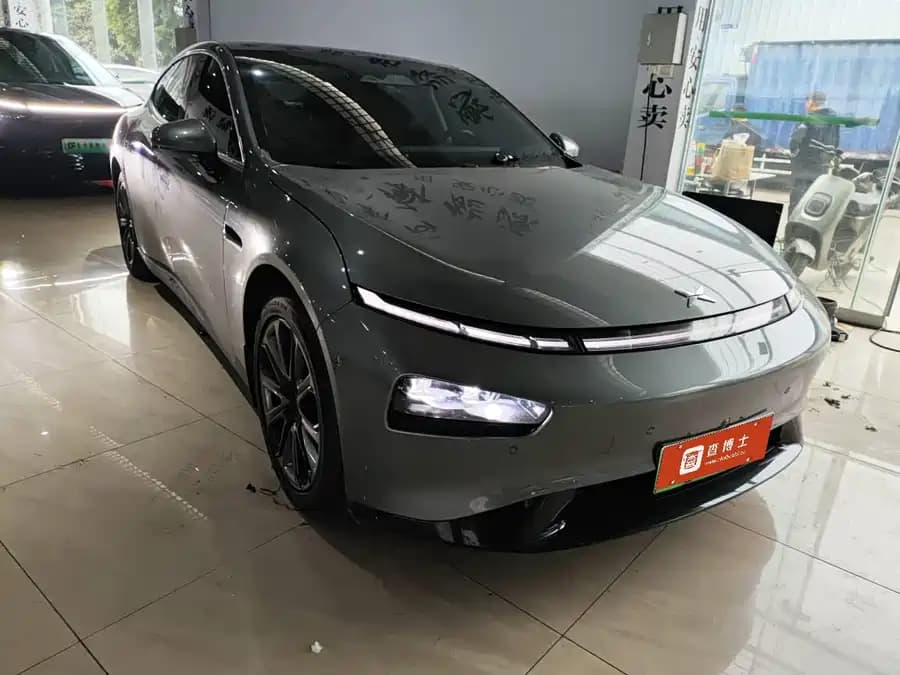 Xpeng P7