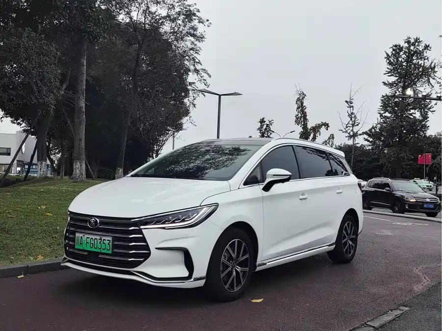 BYD Sea Lion 06 EV 2022