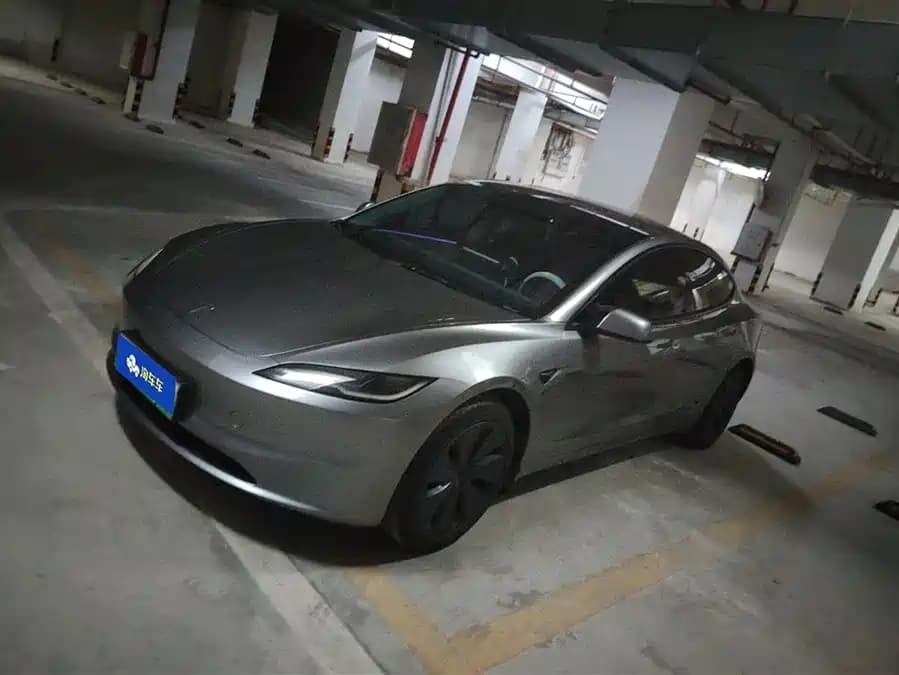 Tesla 3