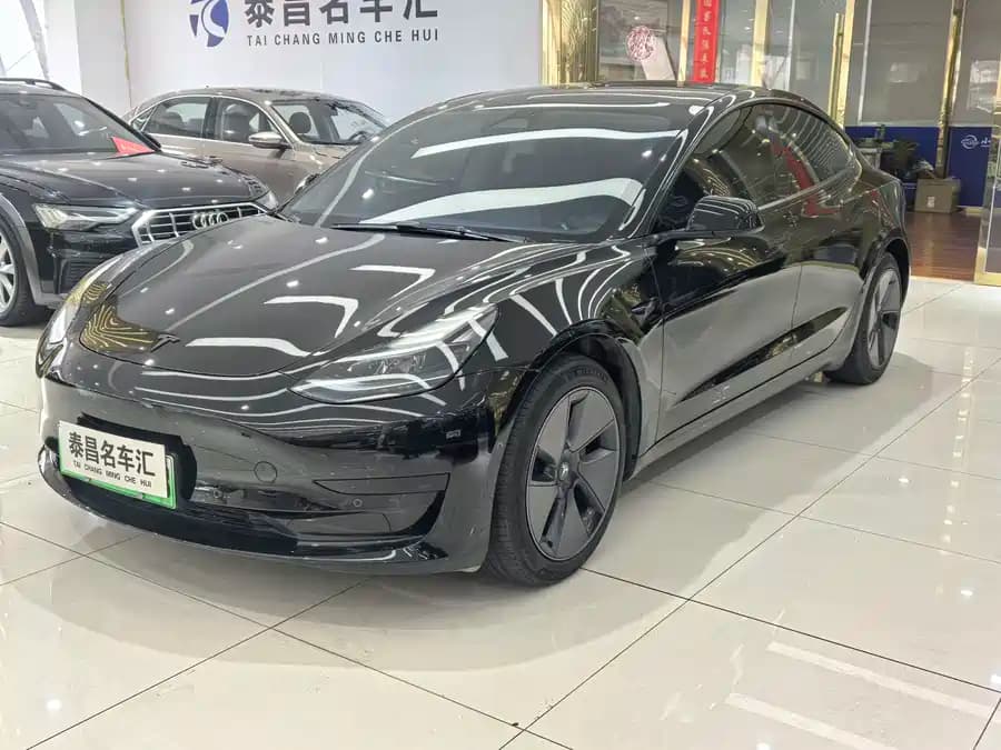 Tesla 3