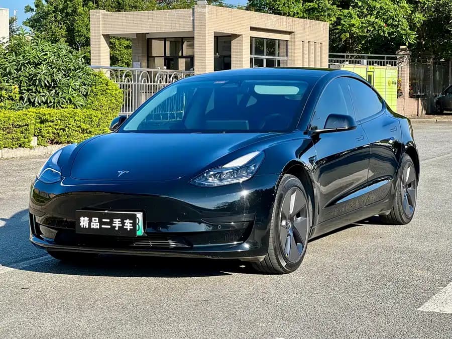 Tesla 3
