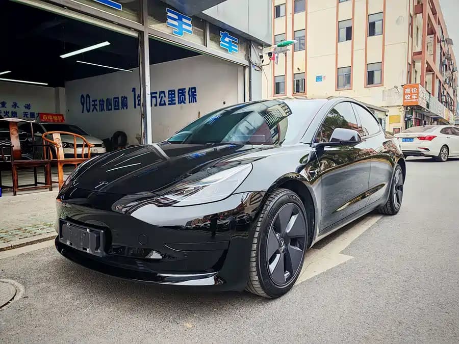 Tesla 3