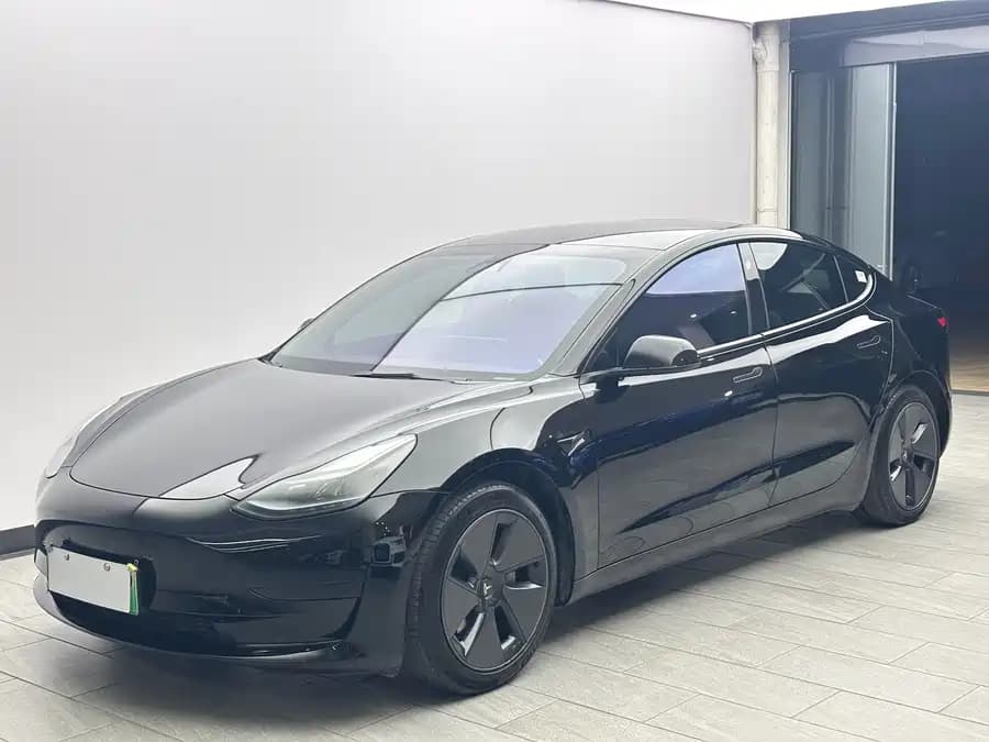 Tesla 3