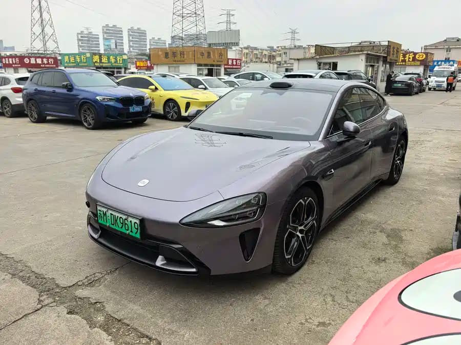 Xiaomi SU7 2024 — купить из Китая в Минск