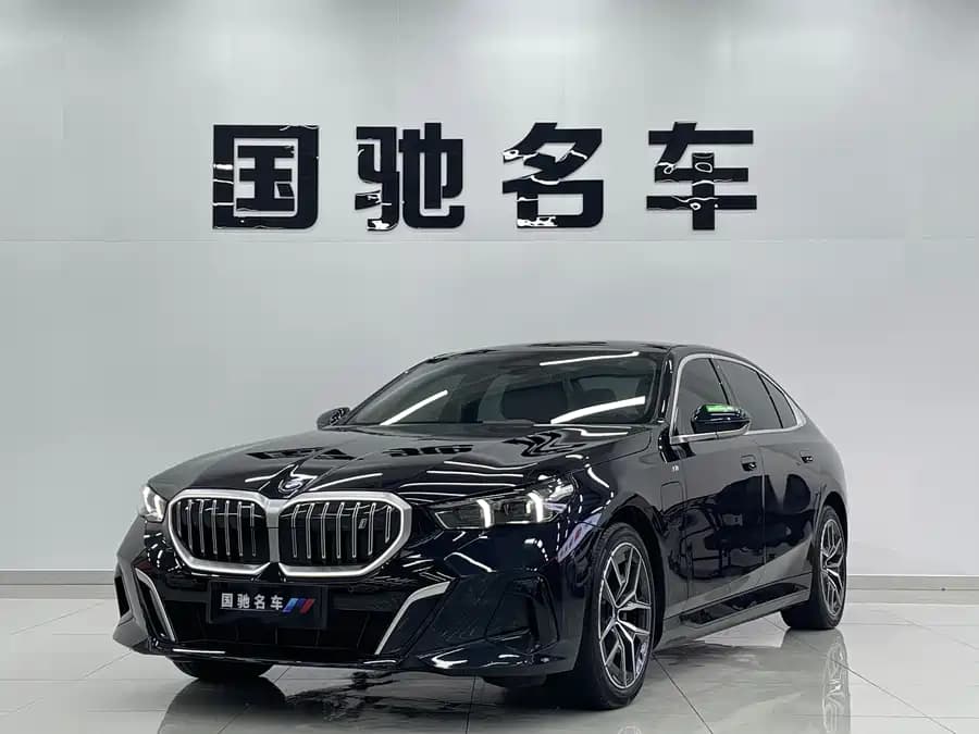 BMW i5