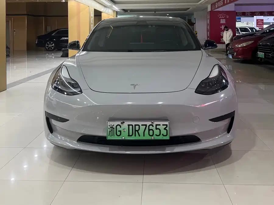 Tesla 3