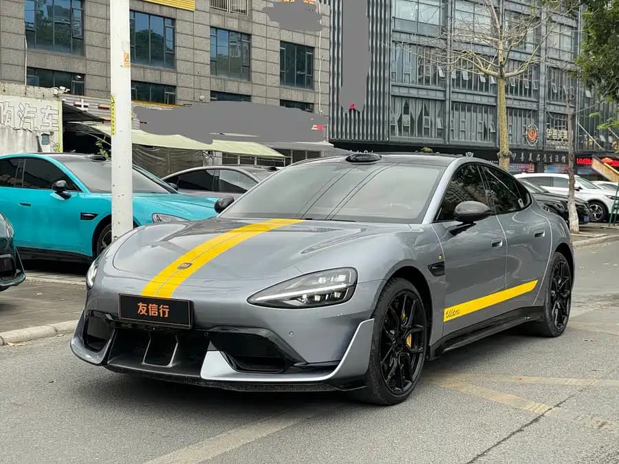 Xiaomi SU7 Ultra 2025