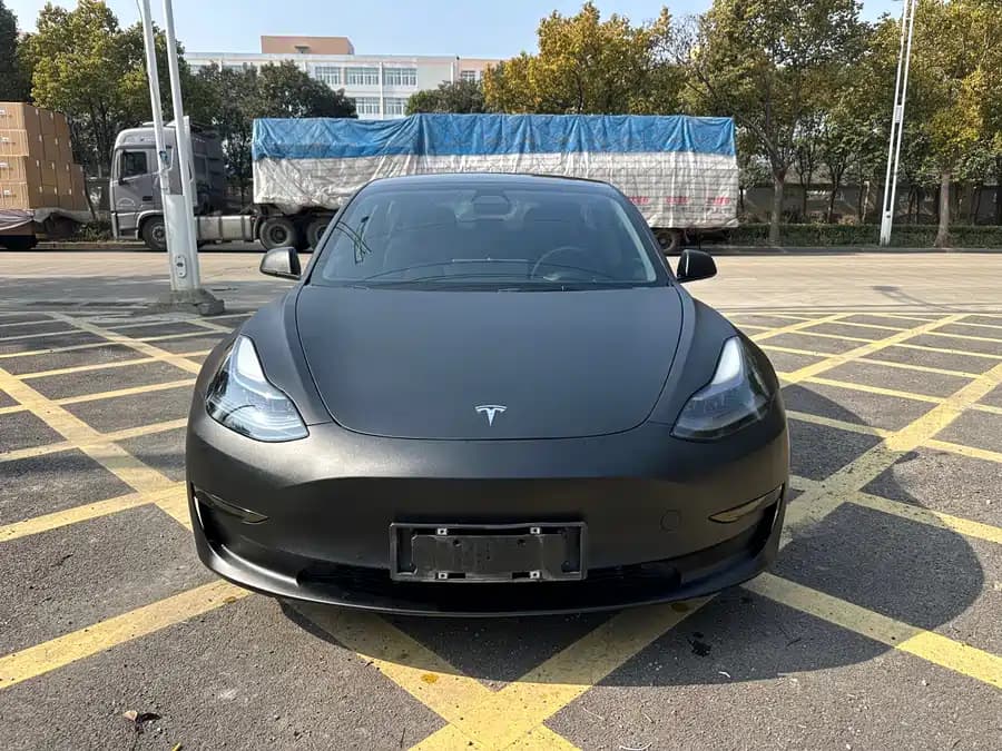 Tesla 3