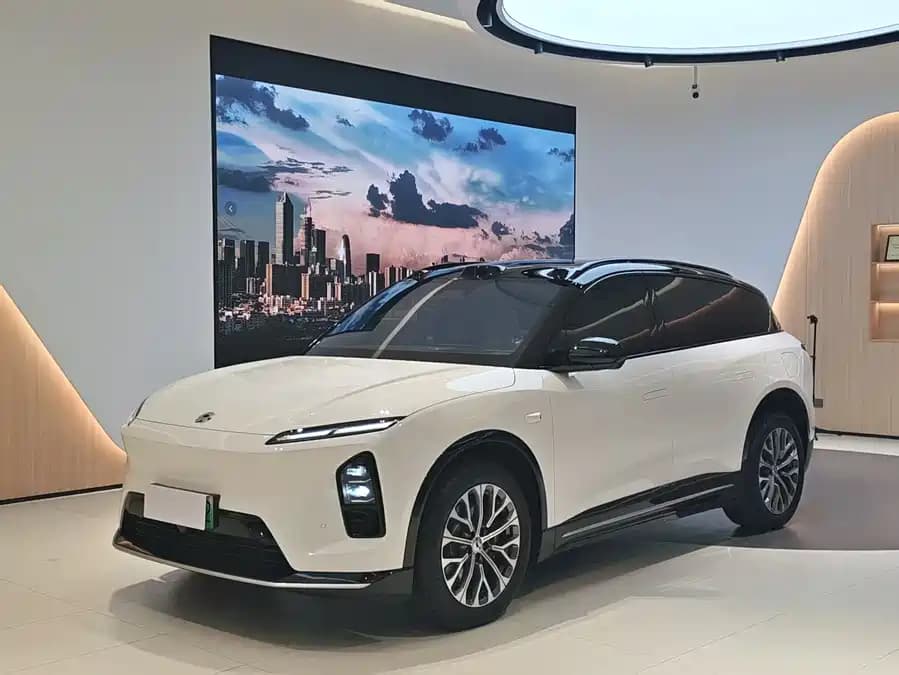 NIO ES6
