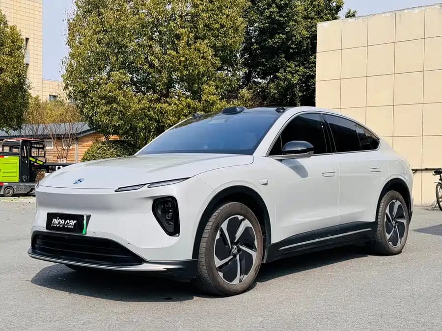 NIO EC6
