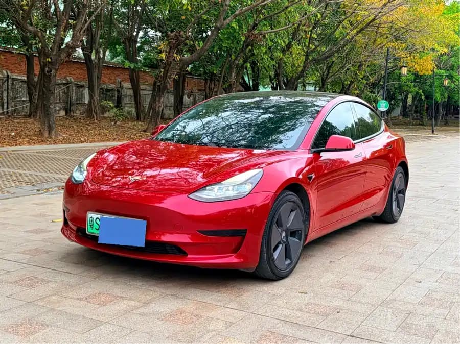 Tesla 3