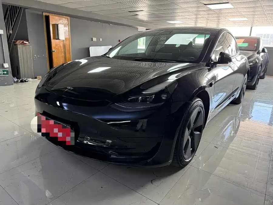 Tesla 3