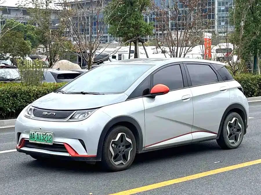 BYD Dolphin 2021