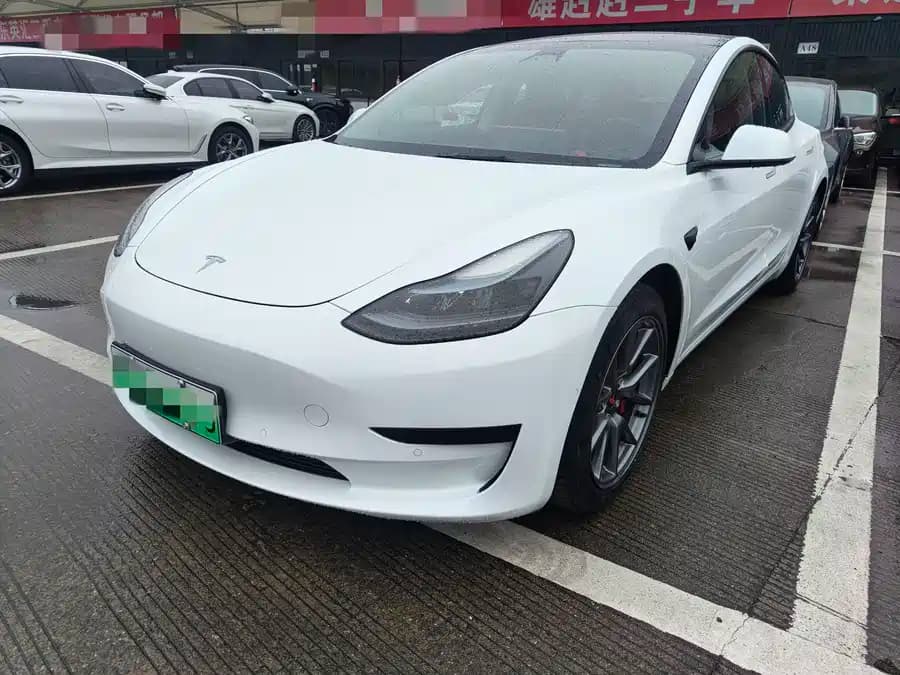 Tesla 3