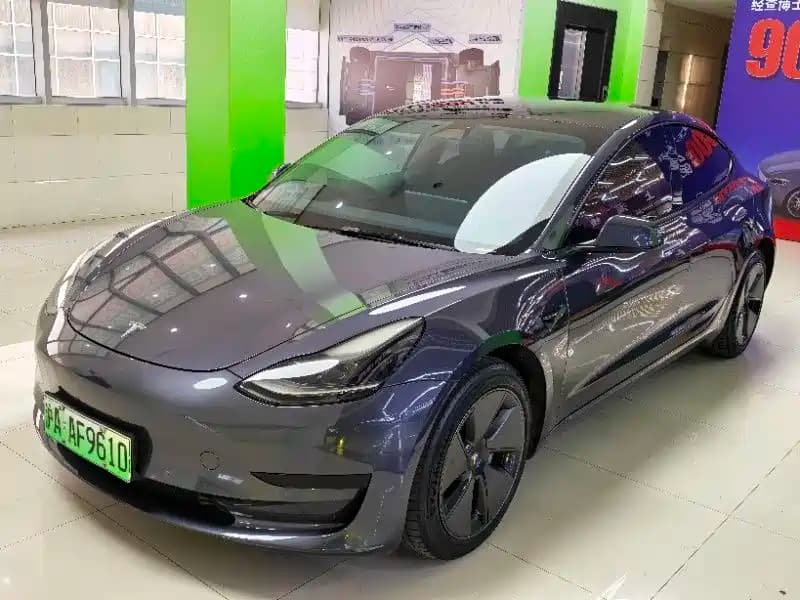 Tesla 3 2021