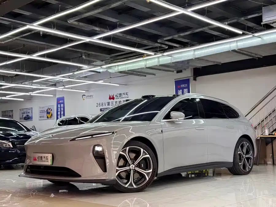 NIO ET5T 2024