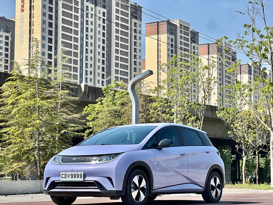 BYD Dolphin 2023