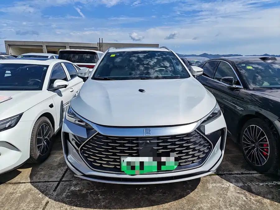 BYD Tang 2025
