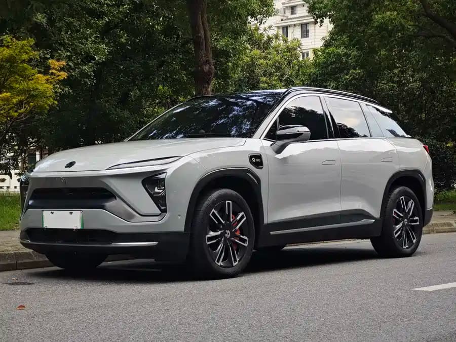 NIO ES6