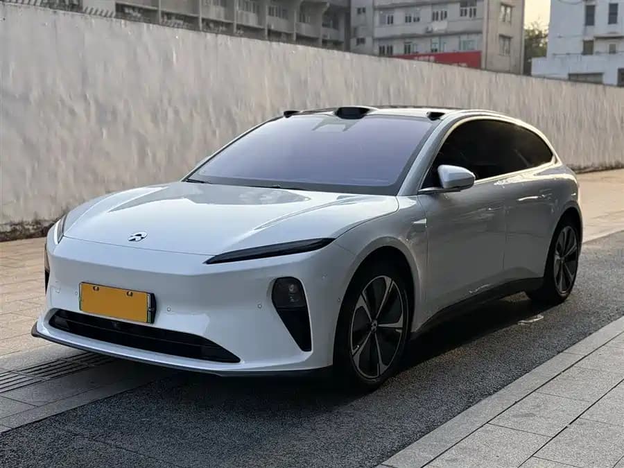 NIO ET5T 2024