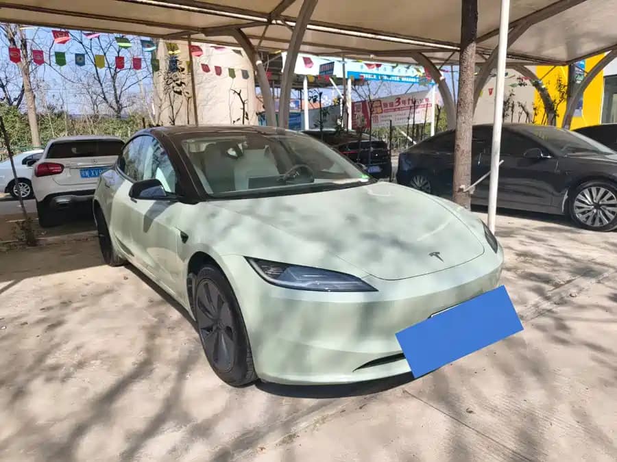 Tesla 3
