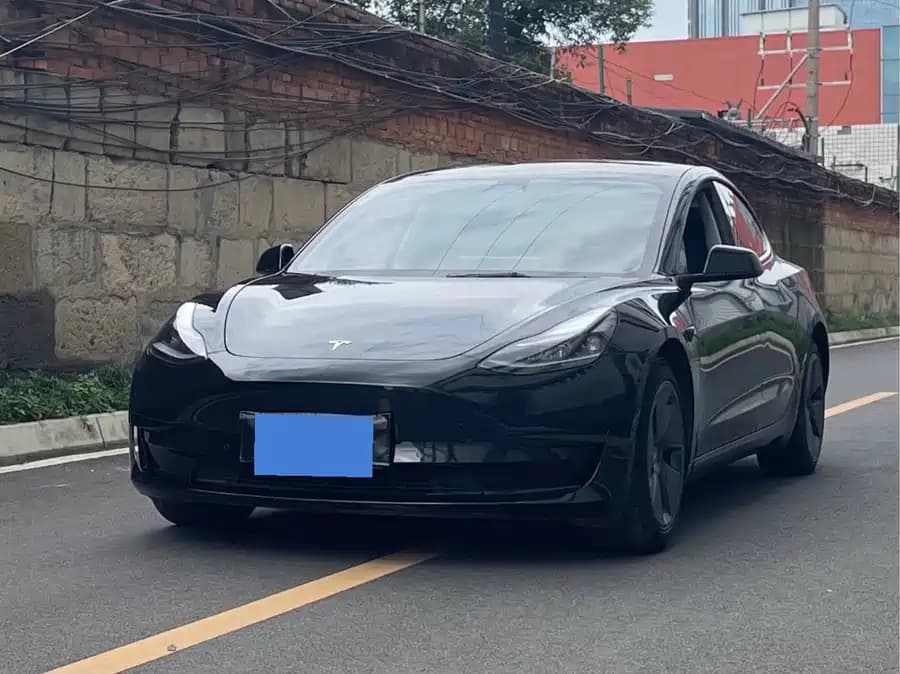 Tesla 3