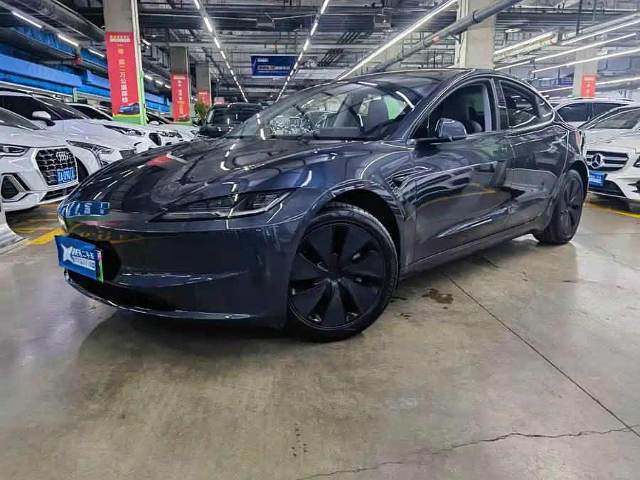 Tesla 3