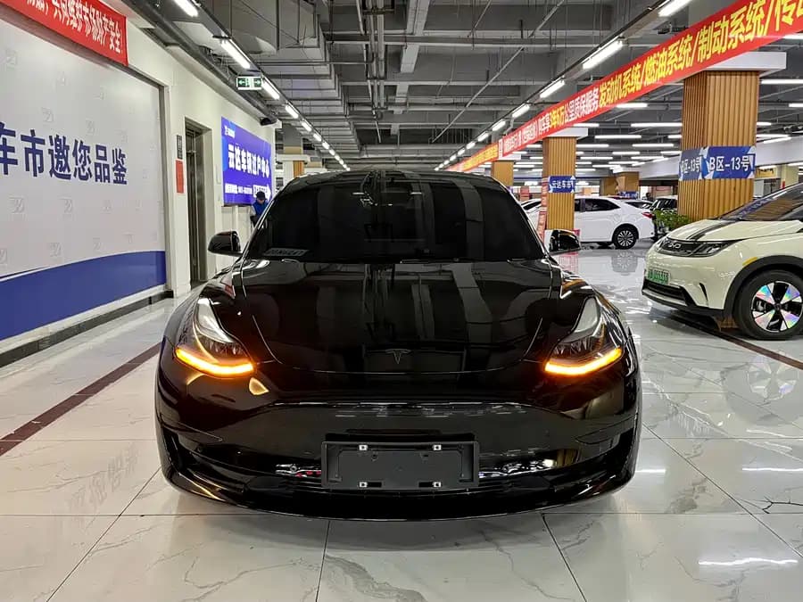 Tesla 3