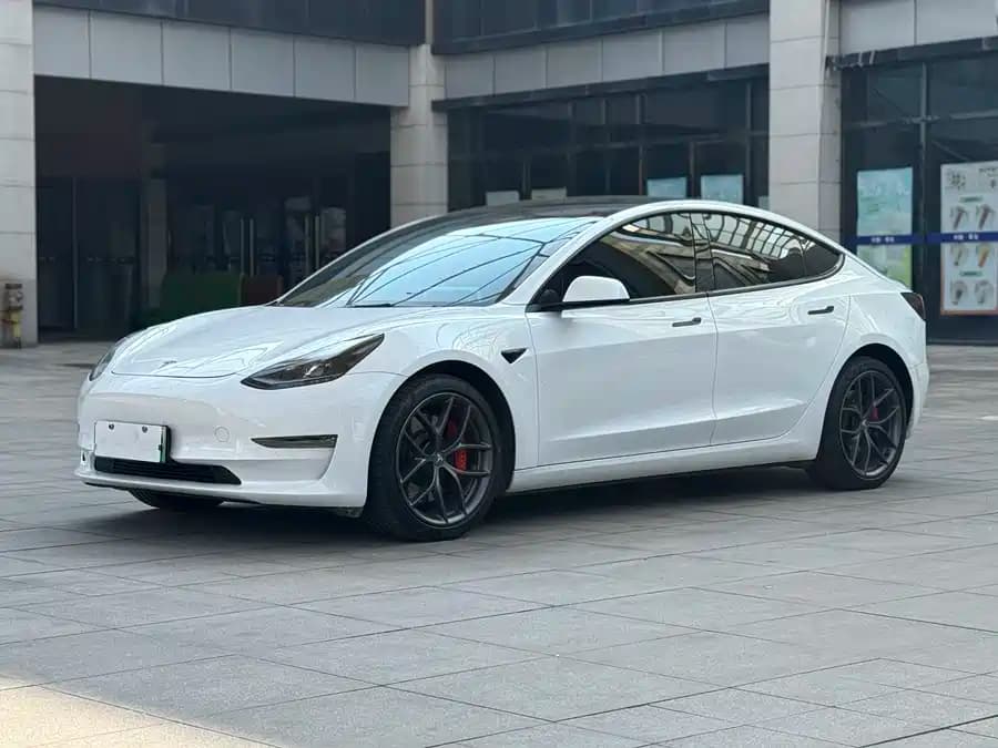 Tesla 3