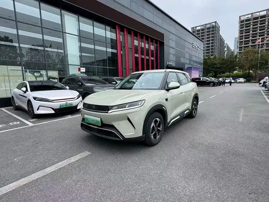 BYD Sea Lion 06 EV 2025