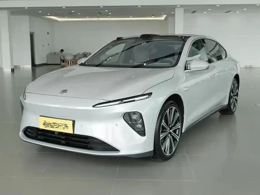 NIO ET7