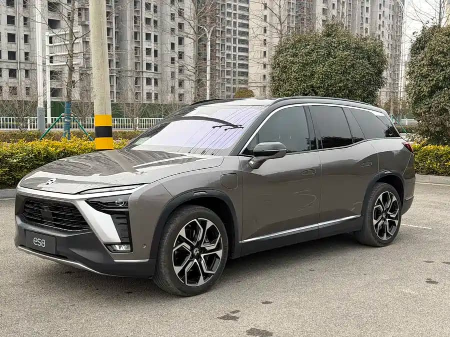 NIO ES8 2020