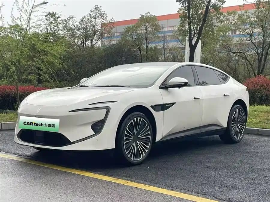 Avatr 12 null — купить из Китая в Минск