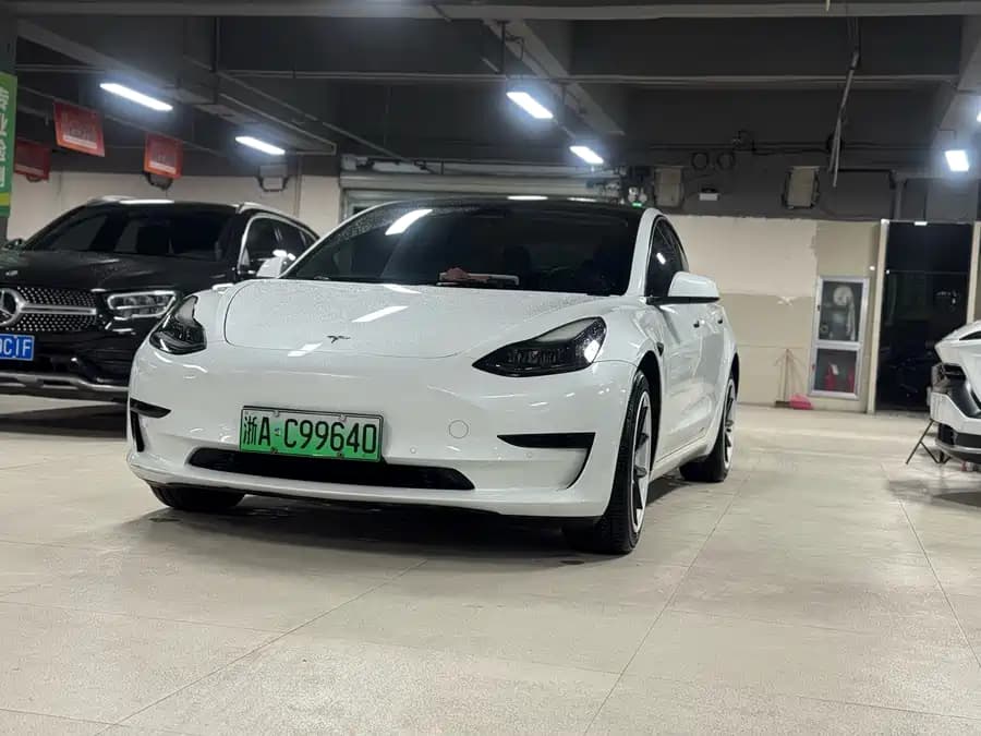 Tesla 3