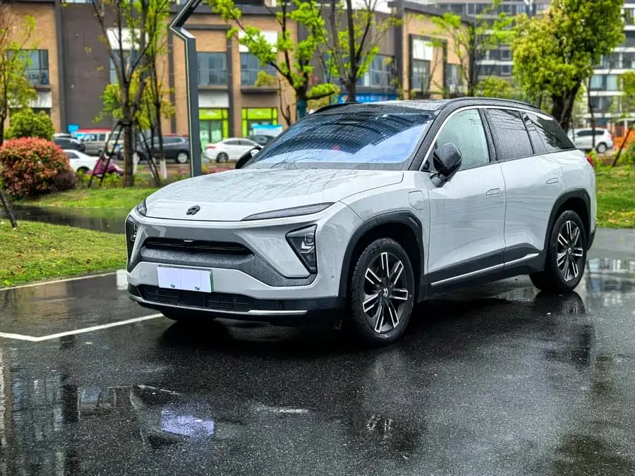 NIO ES6