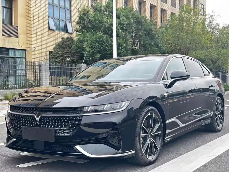 Voyah Chasing Light 2024