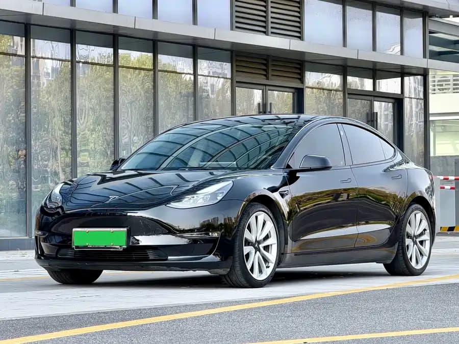Tesla 3