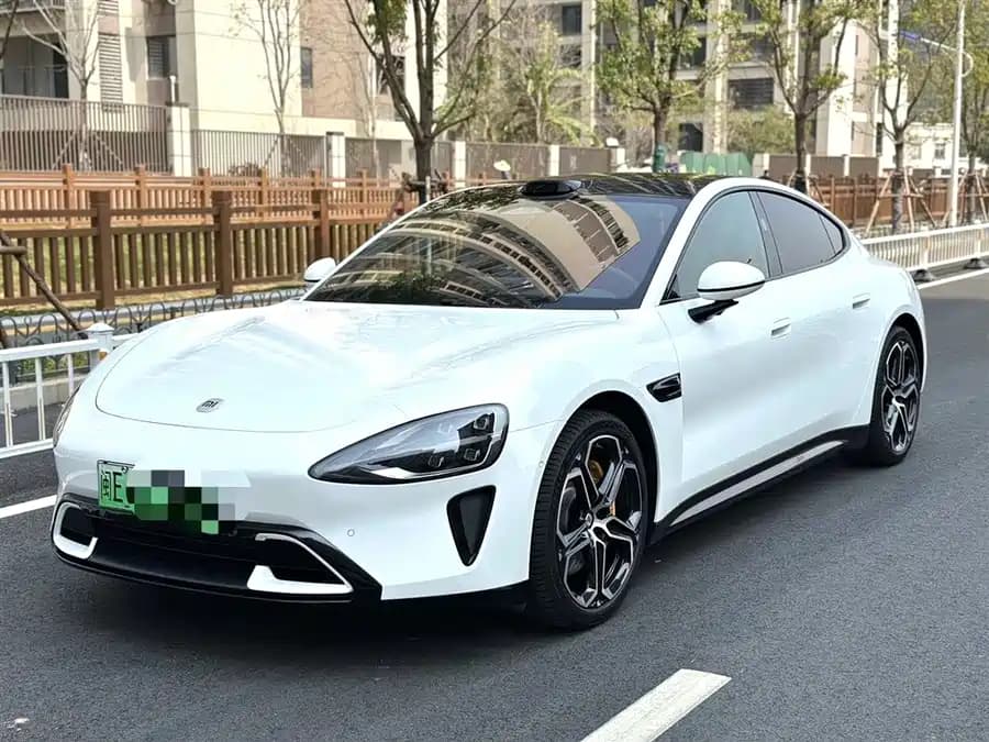 Xiaomi SU7 2024 — купить из Китая в Минск