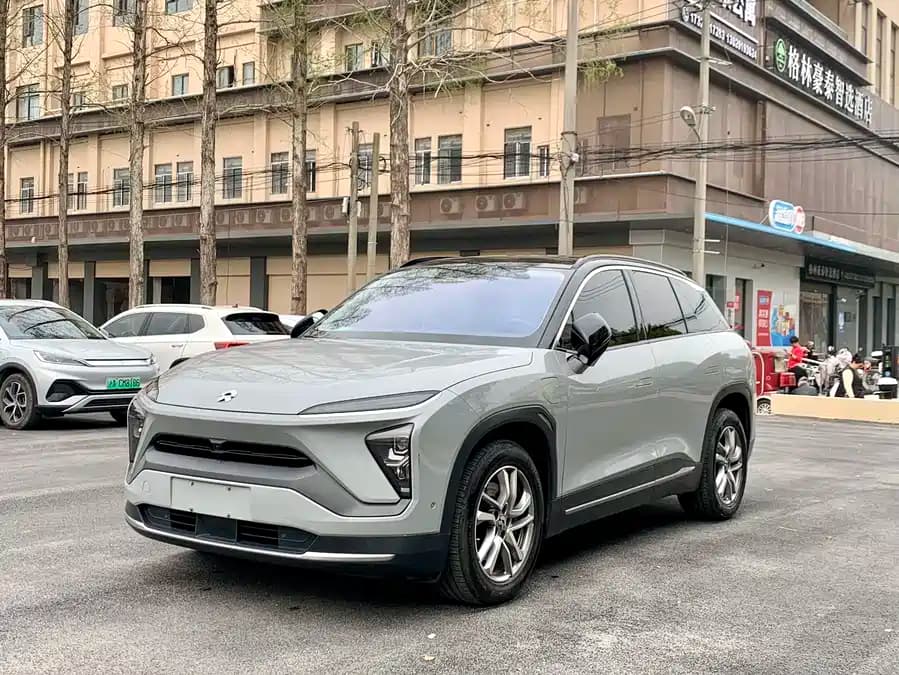 NIO ES6