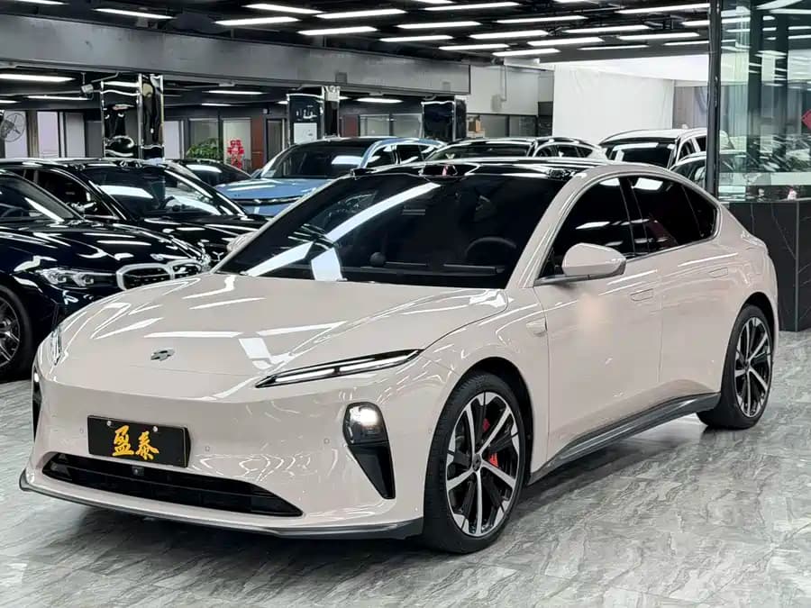 NIO ET5 2022