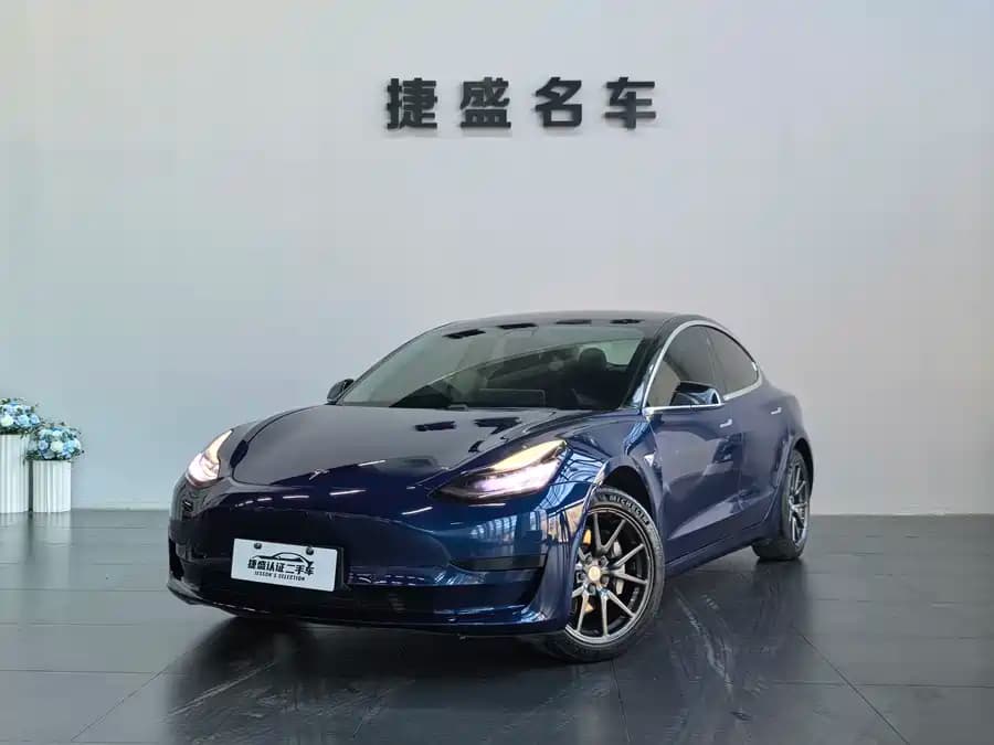 Tesla 3