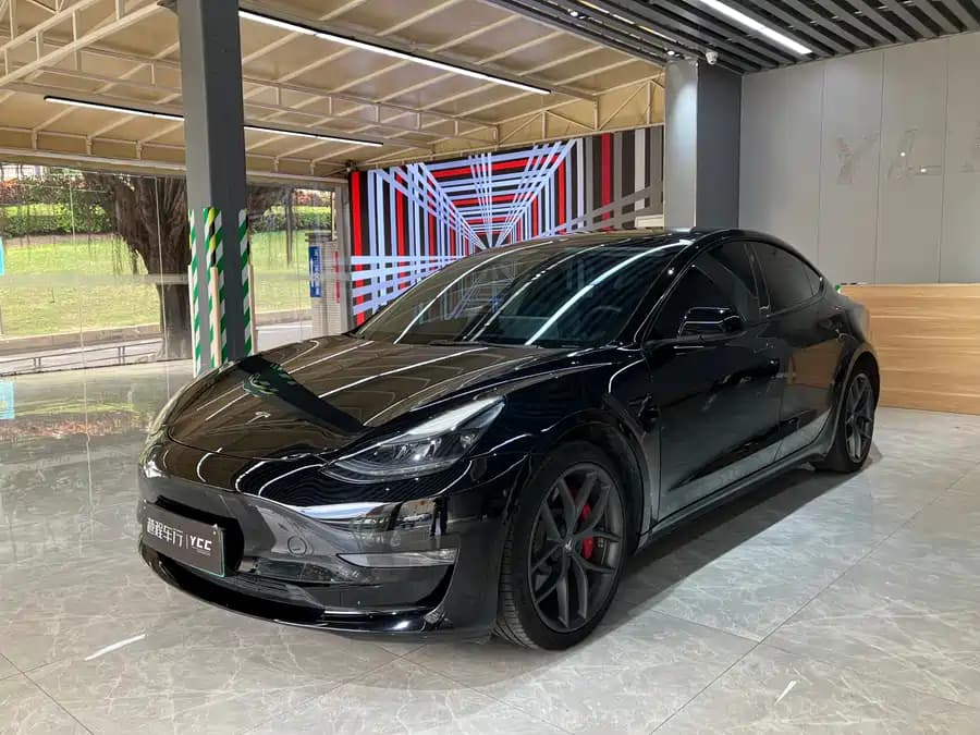 Tesla 3