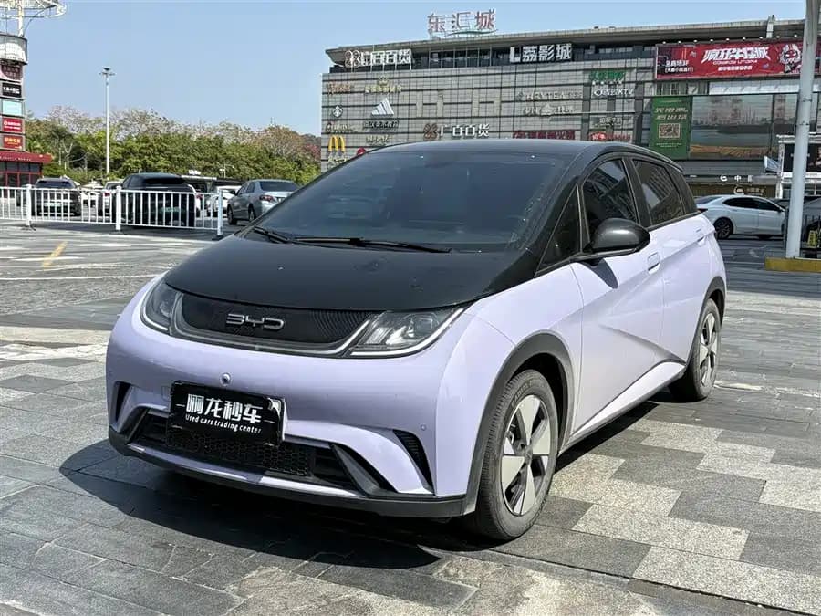 BYD Dolphin 2023