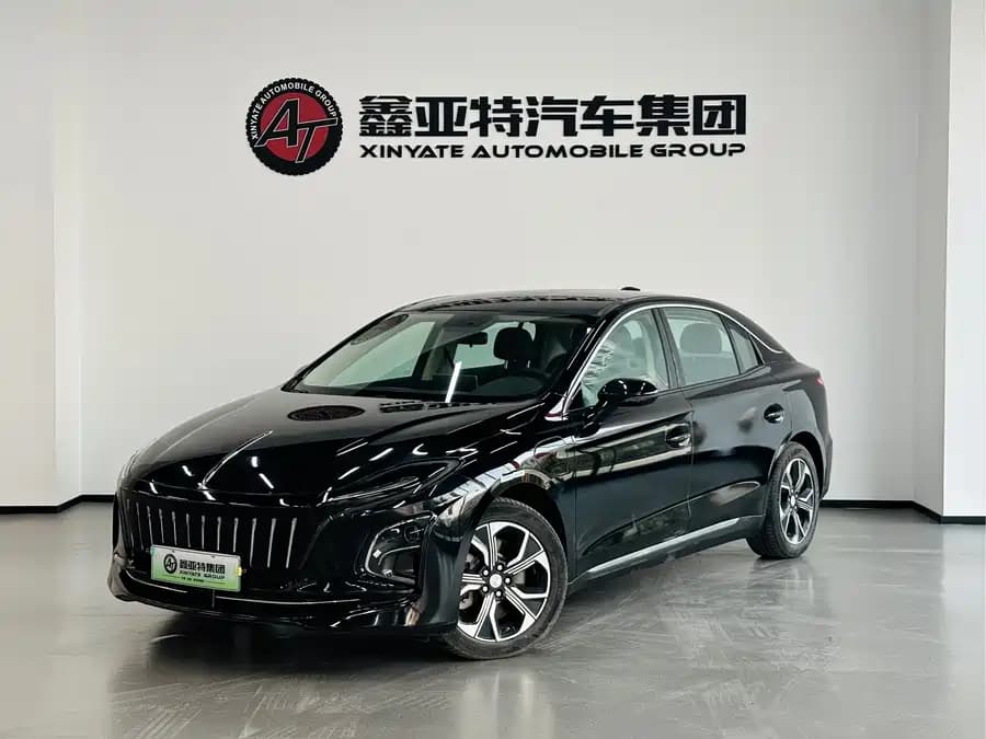 Hongqi E-QM5