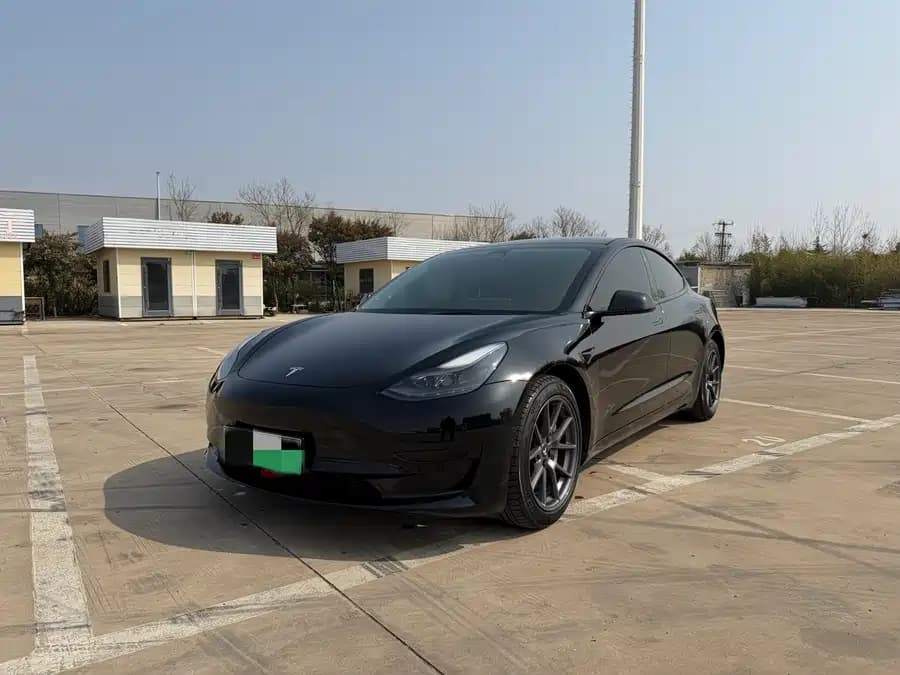 Tesla 3