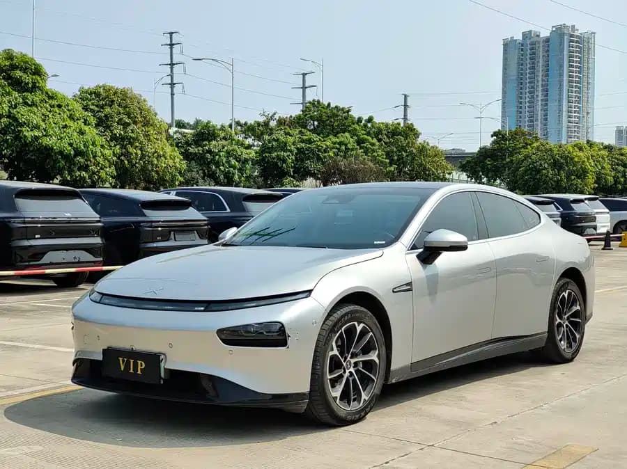 Xpeng P7