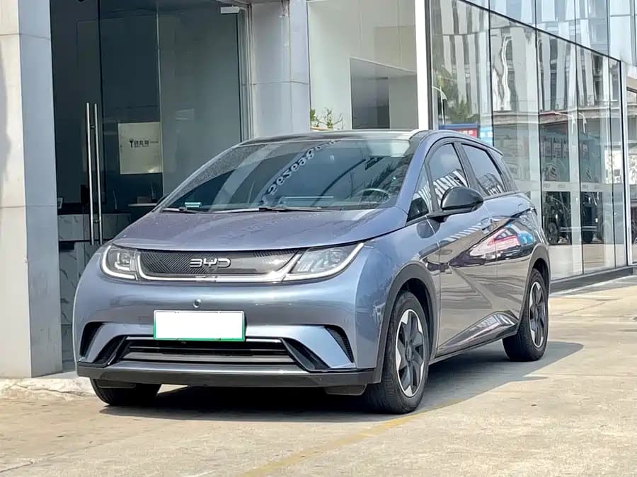 BYD Dolphin 2024